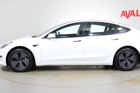 Tesla Model 3 Standard Range Plus Auto RWD 4dr Image 4