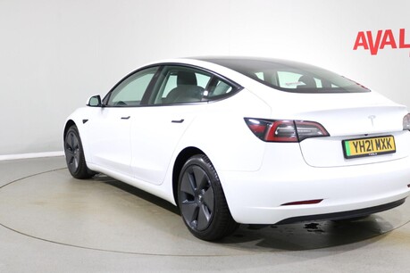 Tesla Model 3 Standard Range Plus Auto RWD 4dr Image 8