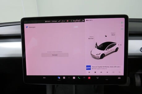 Tesla Model 3 Standard Range Plus Auto RWD 4dr Image 17