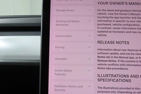 Tesla Model 3 Standard Range Plus Auto RWD 4dr Image 19