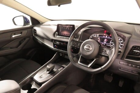 Nissan Qashqai DIG-T ACENTA PREMIUM DCT MHEV Image 35