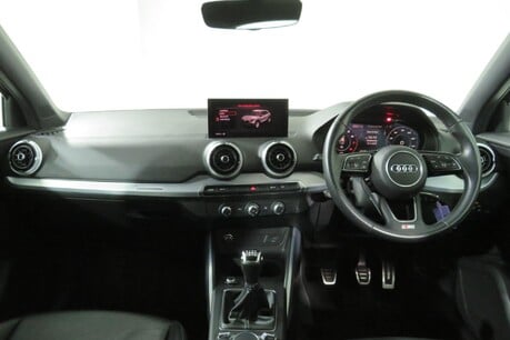 Audi Q2 TFSI S LINE Image 16