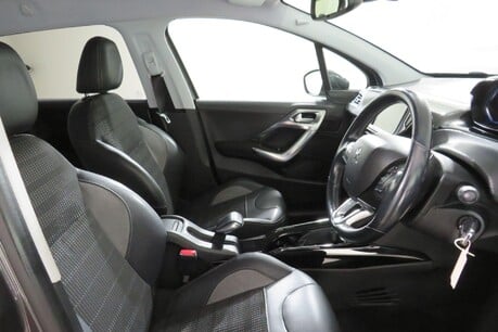 Peugeot 2008 PURETECH S/S ALLURE Image 16