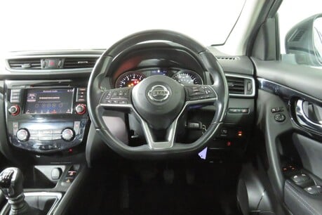 Nissan Qashqai DIG-T ACENTA PREMIUM Image 42