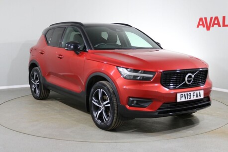 Volvo XC40 T3 R-DESIGN