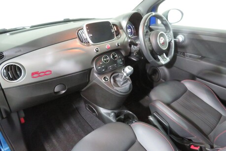 Fiat 500 SPORT MHEV Image 16