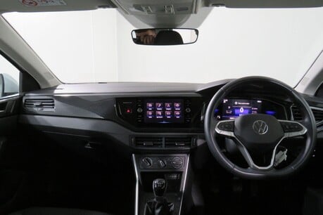 Volkswagen Polo LIFE TSI Image 31