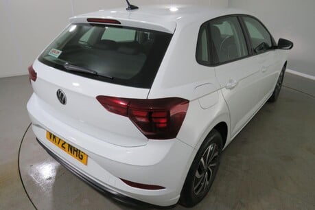 Volkswagen Polo LIFE TSI Image 38