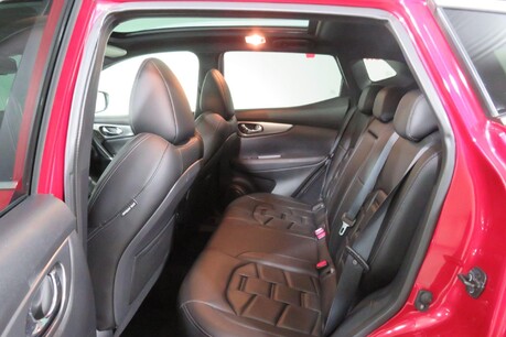 Nissan Qashqai DCI TEKNA PLUS Image 20