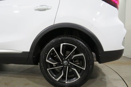 MG ZS EXCLUSIVE T-GDI Image 11