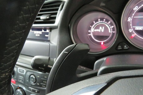 Citroen C4 EXCLUSIVE E-HDI EGS Image 20