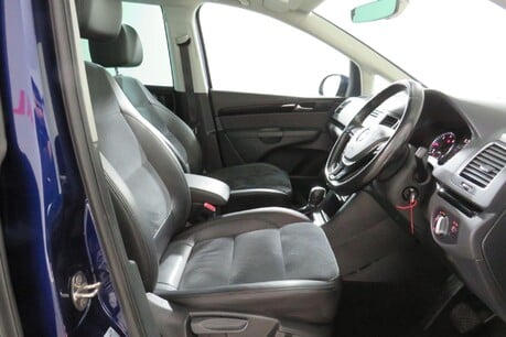 Volkswagen Sharan SEL TDI DSG Image 28