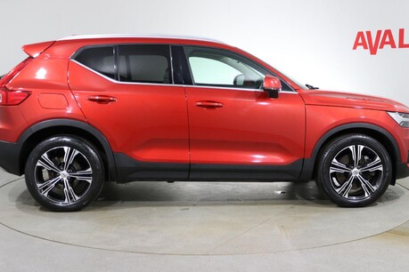 Volvo XC40 RECHARGE T4 INSCRIPTION Image 9