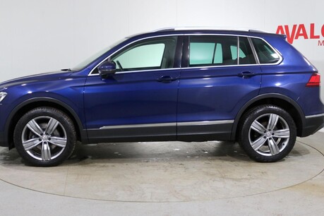 Volkswagen Tiguan SEL TSI BMT 4MOTION DSG Image 4