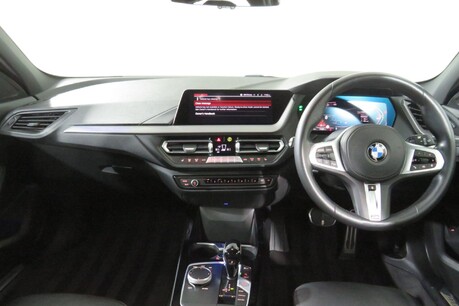 BMW 1 Series 118I M SPORT Image 17