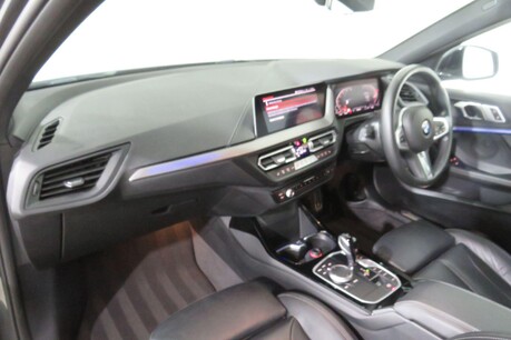 BMW 1 Series 118I M SPORT Image 18