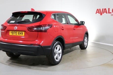 Nissan Qashqai DIG-T ACENTA PREMIUM Image 9