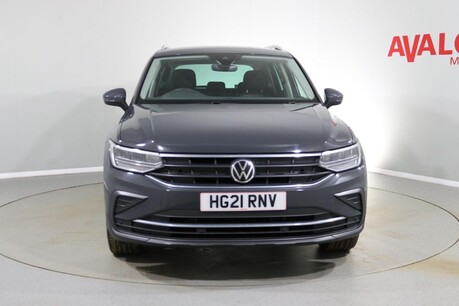 Volkswagen Tiguan LIFE TSI Image 4