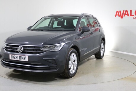 Volkswagen Tiguan LIFE TSI Image 5