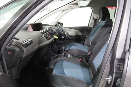 Citroen Grand C4 Spacetourer BLUEHDI FEEL S/S Image 40