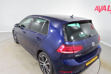 Volkswagen Golf R-LINE TSI EVO Image 5