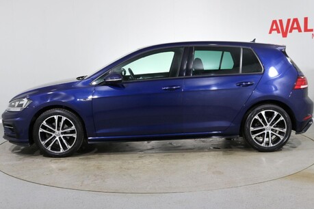 Volkswagen Golf R-LINE TSI EVO Image 8