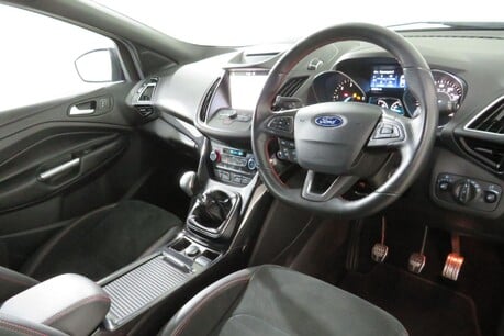 Ford Kuga ST-LINE TDCI Image 13