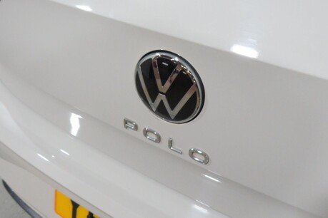 Volkswagen Polo LIFE Image 7