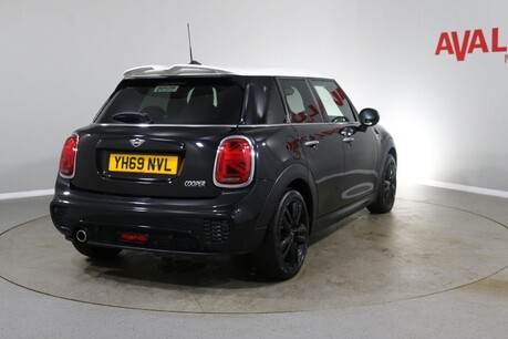 Mini Hatch COOPER SPORT Image 8