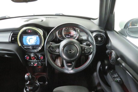 Mini Hatch COOPER SPORT Image 26