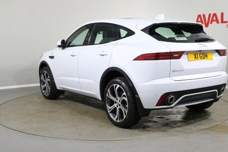 Jaguar E-Pace SE Image 6