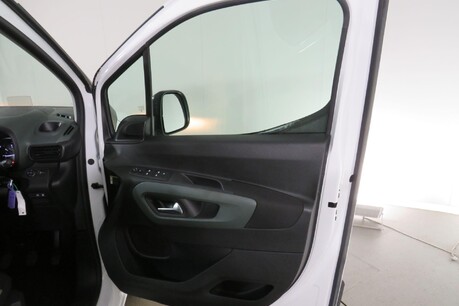 Citroen Berlingo BLUEHDI FLAIR XTR M S/S Image 27