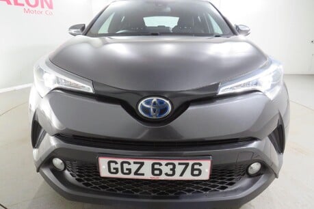 Toyota C-HR ICON Image 6