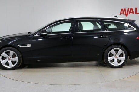 Jaguar XF PORTFOLIO Image 3