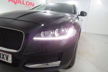 Jaguar XF PORTFOLIO Image 42