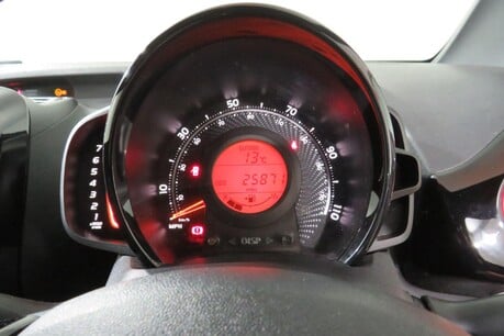 Toyota Aygo VVT-I JBL EDITION TSS Image 13