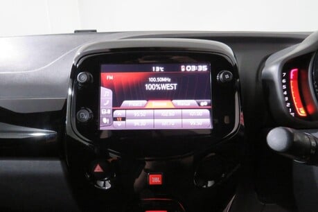 Toyota Aygo VVT-I JBL EDITION TSS Image 18