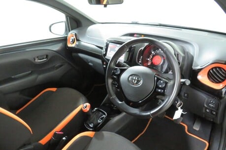 Toyota Aygo VVT-I JBL EDITION TSS Image 25