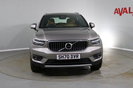 Volvo XC40 B4 INSCRIPTION PRO MHEV Image 4