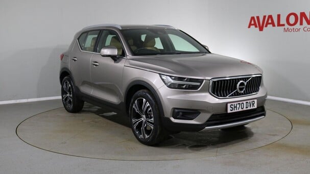 Volvo XC40 B4 INSCRIPTION PRO MHEV Service History