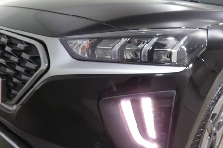 Hyundai IONIQ PREMIUM SE MHEV Image 40