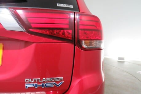 Mitsubishi Outlander PHEV 4H Image 43