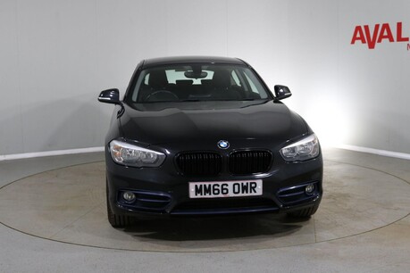 BMW 1 Series 116D SPORT Image 4