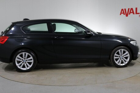 BMW 1 Series 116D SPORT Image 9