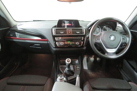 BMW 1 Series 116D SPORT Image 12