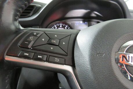 Nissan X-Trail DIG-T TEKNA DCT Image 28