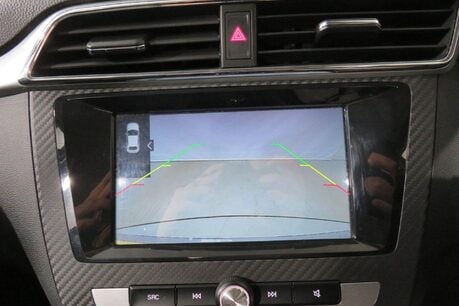 MG ZS EXCLUSIVE Image 16