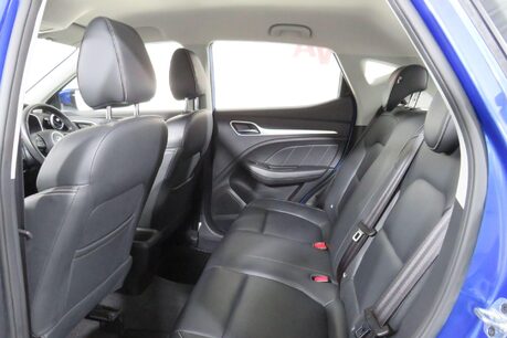 MG ZS EXCLUSIVE Image 33