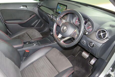 Mercedes-Benz B Class B 200 D AMG LINE EXECUTIVE Image 2