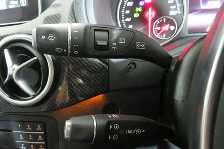 Mercedes-Benz B Class B 200 D AMG LINE EXECUTIVE Image 22